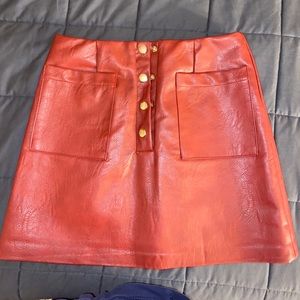 leather skirt